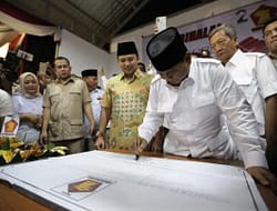 Prabowo Resmikan Kantor DPD Gerindra di Banten